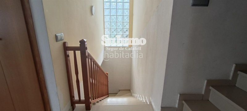 Foto eda95a0b-3afe-4916-b090-875c64419ea5. Xalet amb calefacció aparcament piscina a Segur de Calafell nucli urbà Segur de Calafell