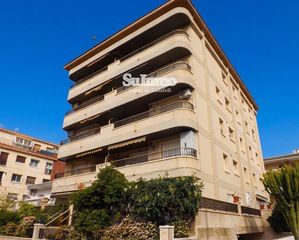 Pis  Josep maría juncadella. Una ventana abierta al mediterráneo
