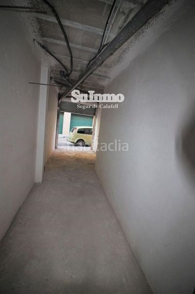 Foto 984b5a4b-c2ad-440e-8102-e4f93b6322e9. Local comercial a Centre Torredembarra