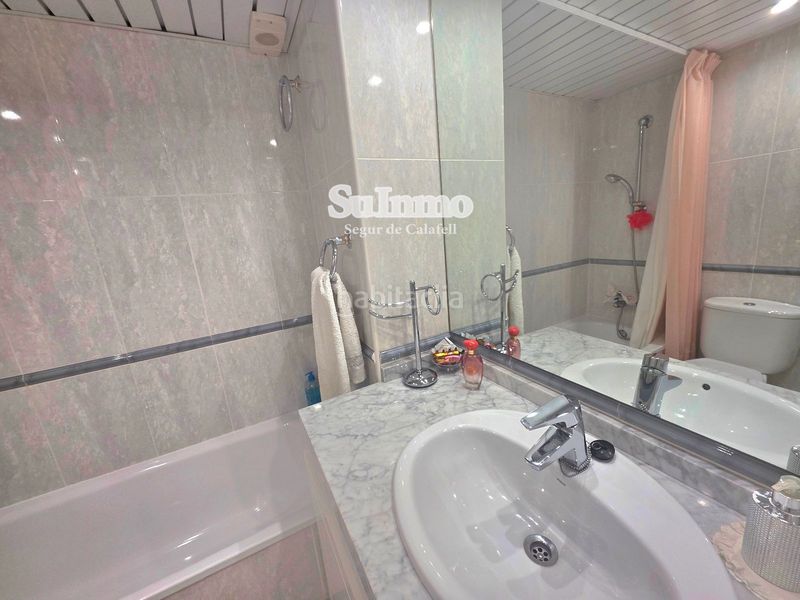 Foto ed5e3bf6-d98d-4e5c-9a5d-c67939e62265. Dúplex amb calefacció aparcament piscina a Platja de la Paella Torredembarra