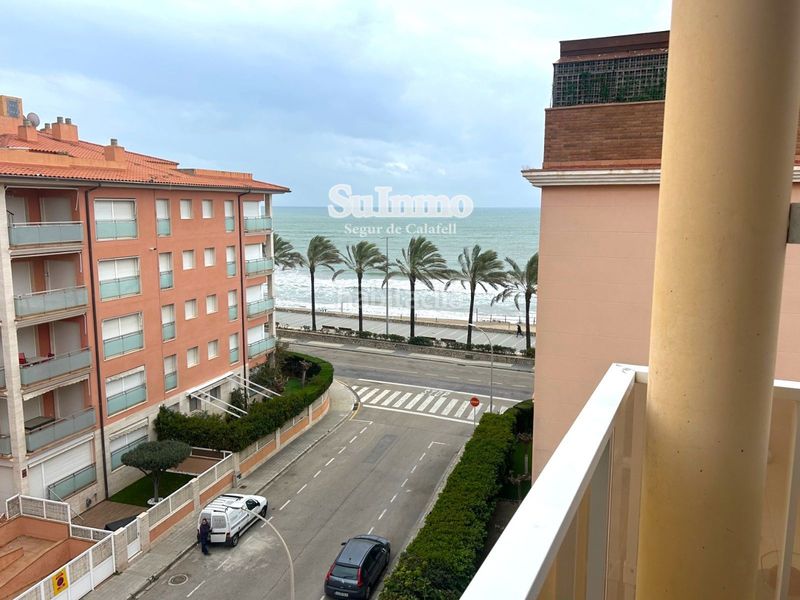 Foto 2d5b898a-72e6-4ce1-bd3e-0a7d48cad9bc. Àtic amb calefacció aparcament a L´Estany Calafell