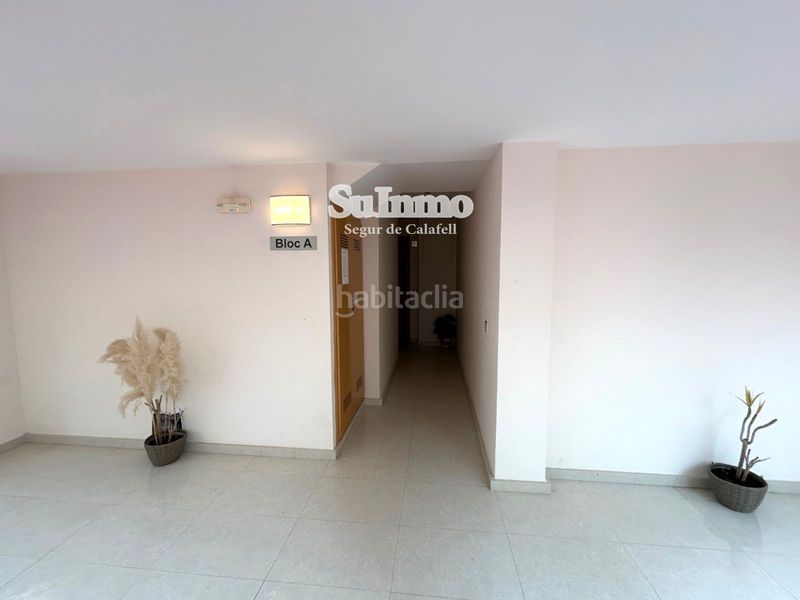 Foto a35397ea-0596-4afe-8c05-45b4e3053067. Àtic amb calefacció aparcament a L´Estany Calafell