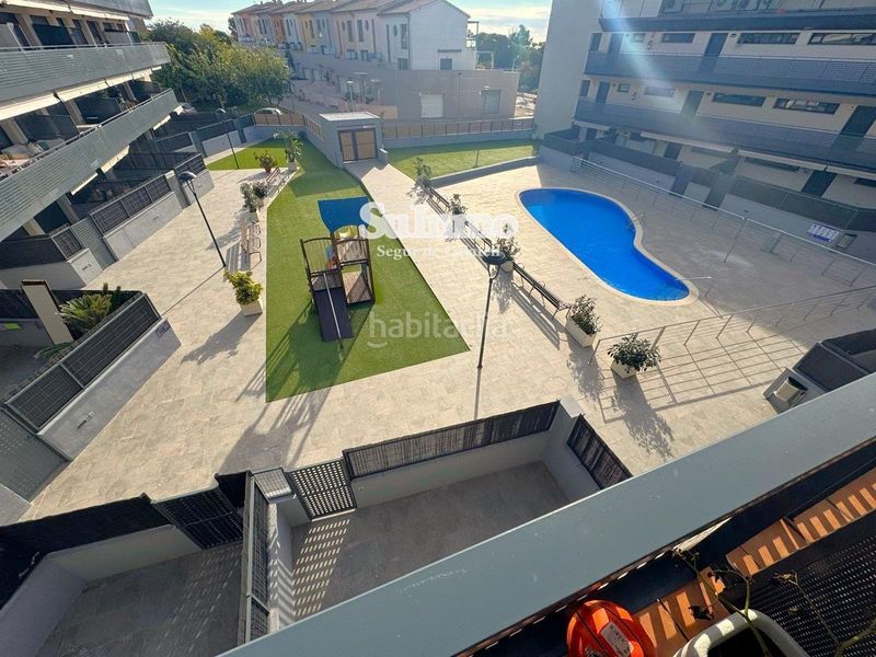 Foto cd90f107-e31a-4f6c-a4a9-45d2b153aca6. Pis amb calefacció piscina a Bonavista Vendrell (El)