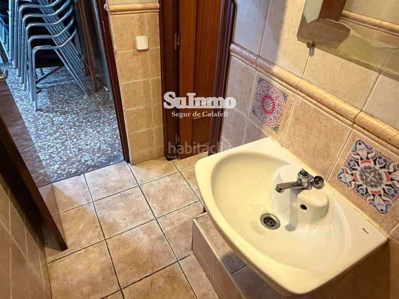 Foto 70eaade1-a401-40fa-9a14-aa986f7089c0. Local comercial a Cunit residencial Cunit