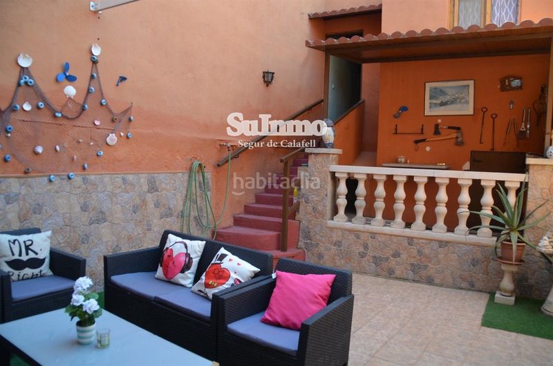 Foto f927f099-70c9-42c1-a27e-fb3246216b50. Casa amb aparcament a Masllorenç