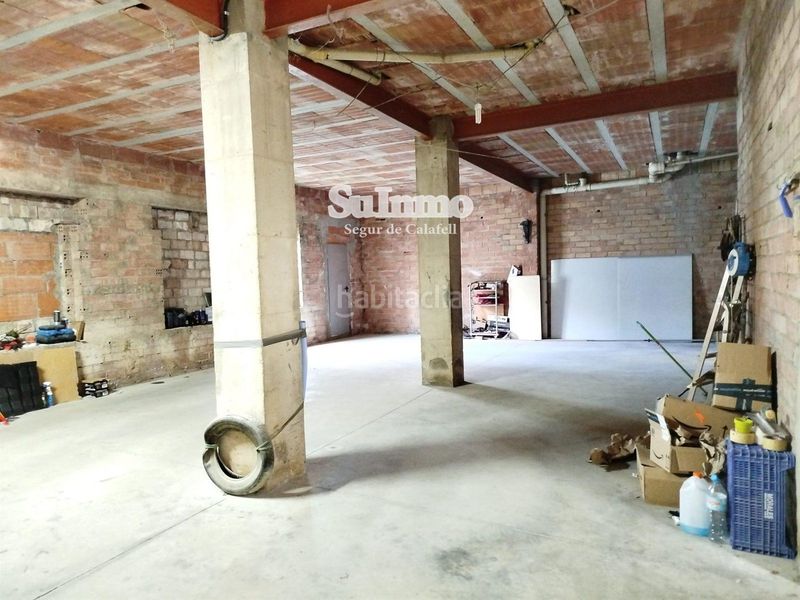 Foto 24342928-bdc1-48cb-9eb3-8bbf01272482. Local comercial a Calafell poble Calafell