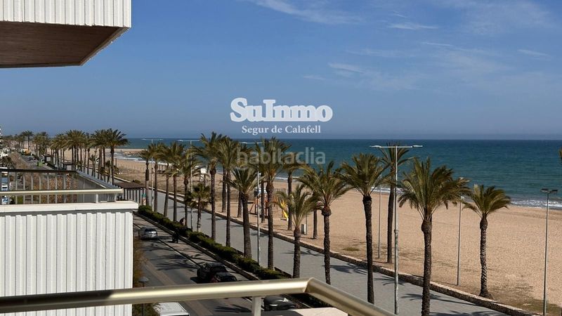 Foto b73661d2-cbaa-44f6-a7fe-7ebded54b4d1. Pis a Segur Platja Segur de Calafell