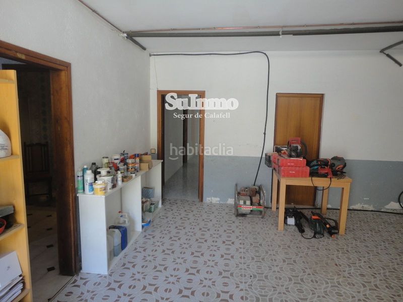 Foto d599ecf9-0a76-4955-b529-4865efe6d8fa. Xalet amb calefacció aparcament a Segur de Calafell nucli urbà Segur de Calafell