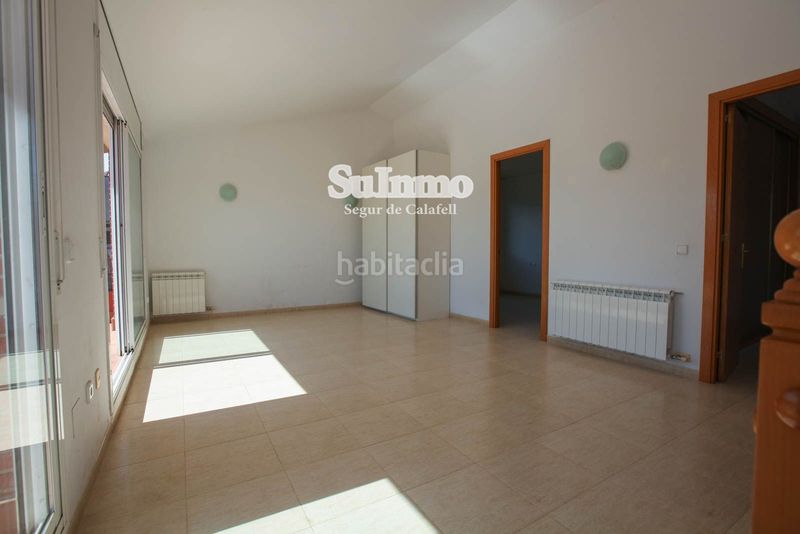 Foto e0b234e7-156d-4341-83d7-4a1da810b738. Xalet amb calefacció aparcament a Ciutat jardí Bonanova Calafell