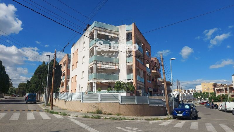 Foto 3107c057-4e10-4388-a28b-b5ec912e247d. Flat with parking pool in Cunit residencial Cunit