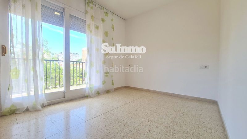 Foto 0f4e6fdd-22be-43ee-b4fd-5c1fb3a9aff2. Pis amb aparcament a Segur de Calafell nucli urbà Segur de Calafell