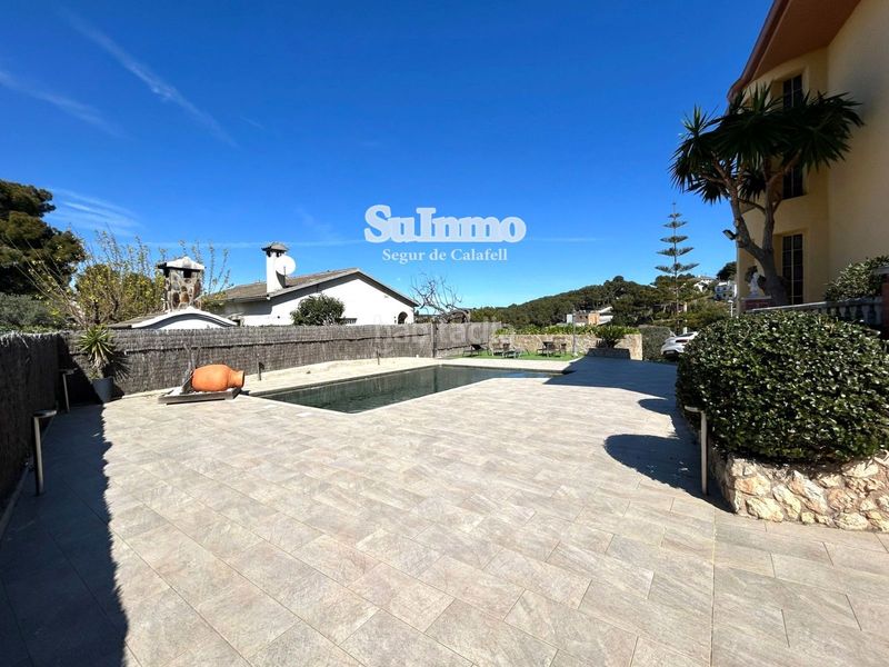 Foto c6038deb-c577-4fc8-bf90-c1403f4950e2. Xalet amb calefacció aparcament piscina a Mas romeu Calafell