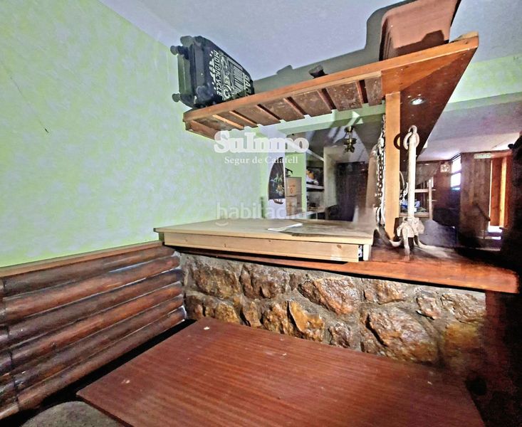 Foto c6e7d862-22f1-4a77-b603-fcacb7195a19. Local comercial a Centre Torredembarra