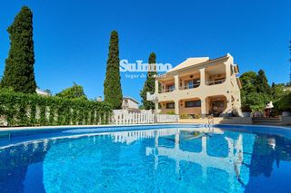 Xalet  Masos. Exclusiva vivienda con piscina privada y vistas al mar en els ma