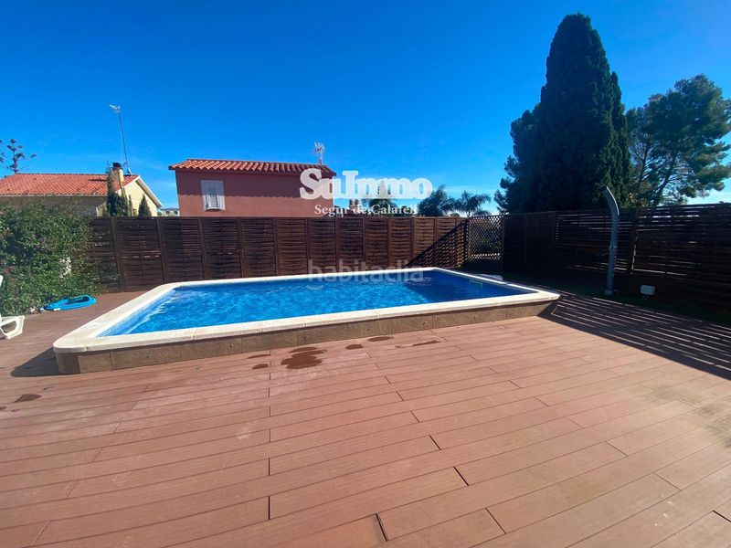 Foto 5cf4add7-1995-4301-84fd-816d15c60242. Xalet amb aparcament piscina a Cunit residencial Cunit