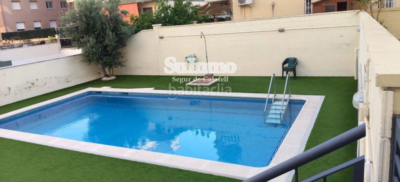 Foto a55d04df-c93e-4213-b4f5-46ed221428c3. Pis amb aparcament piscina a Segur Platja Segur de Calafell