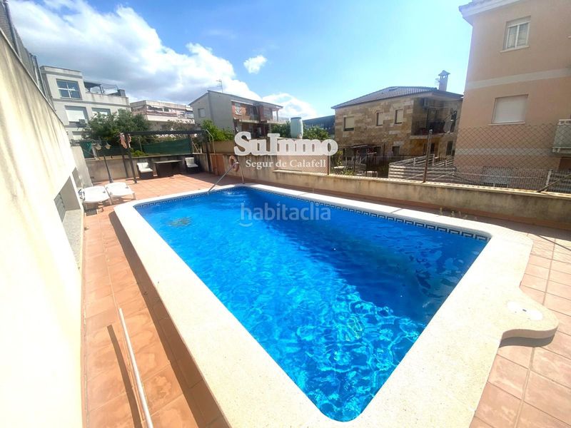 Foto f82e0664-3606-48b0-96fa-5b27b123e226. Àtic amb aparcament piscina a Segur de Calafell nucli urbà Segur de Calafell