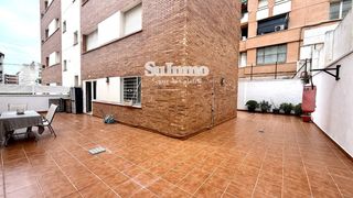Pis  Baixador. Planta baja con terraza de 100 m a un paso de la playa y de la e