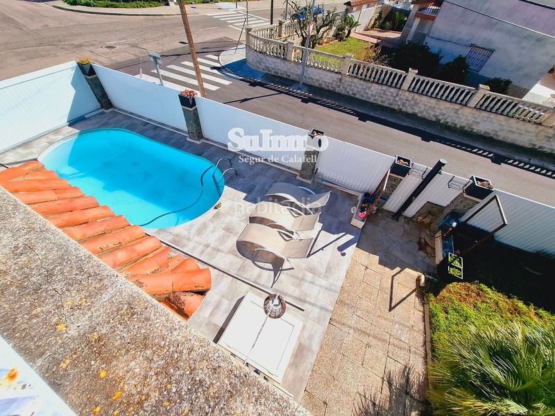 Foto 5c55e07e-4f96-48c9-9f10-f2c357ede4c2. Casa amb calefacció aparcament piscina a Cunit residencial Cunit