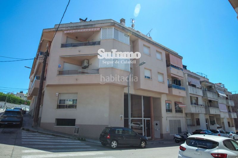 Foto a245350d-ca28-4fca-9df8-2fe4906c0018. Pis amb calefacció aparcament a Calafell poble Calafell