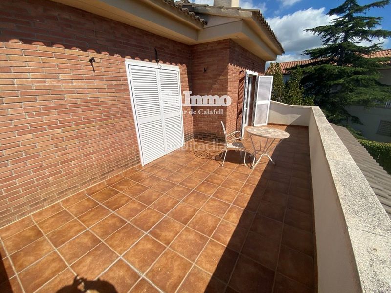 Foto 01a70ba1-4382-45ad-99b0-bde56c346c9e. Xalet amb calefacció aparcament piscina a Segur de Calafell nucli urbà Segur de Calafell