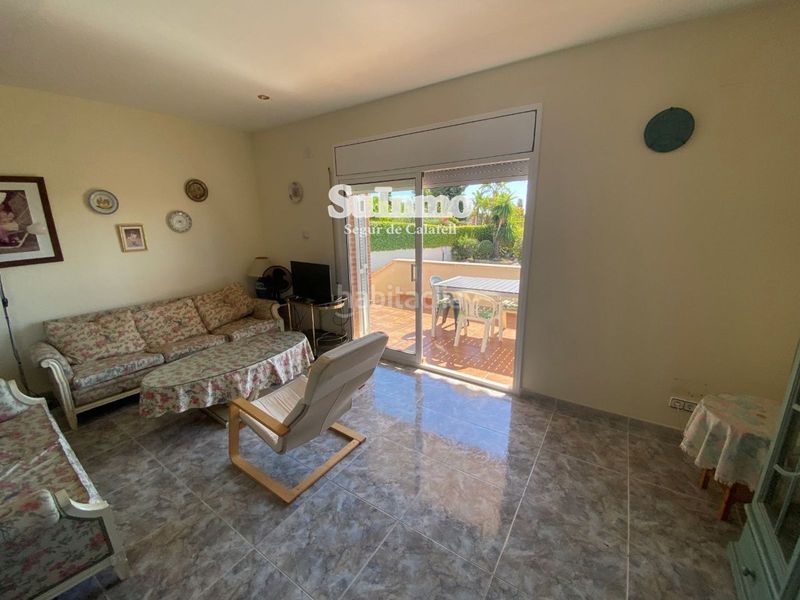 Foto ab69c022-60c9-4c63-82d2-06a41d33613d. Xalet amb calefacció aparcament piscina a Segur de Calafell nucli urbà Segur de Calafell