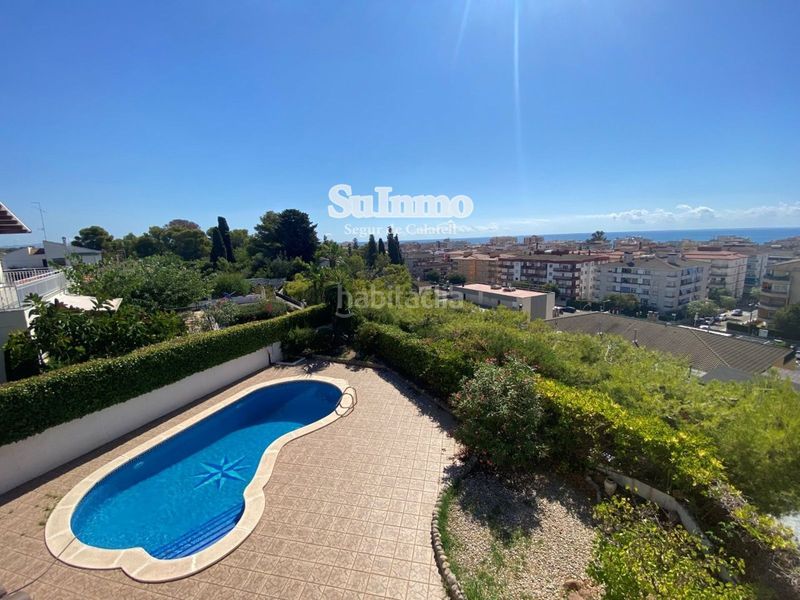 Foto da2216ee-7e32-4621-864f-871a8c374df6. Xalet amb calefacció aparcament piscina a Segur de Calafell nucli urbà Segur de Calafell