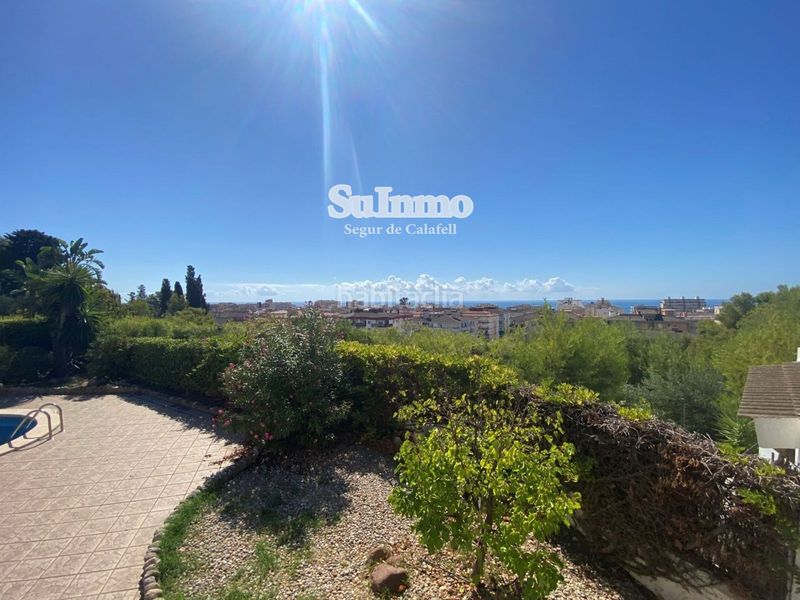 Foto f8677aed-9458-4f67-bbf4-28d363a56ef1. Xalet amb calefacció aparcament piscina a Segur de Calafell nucli urbà Segur de Calafell