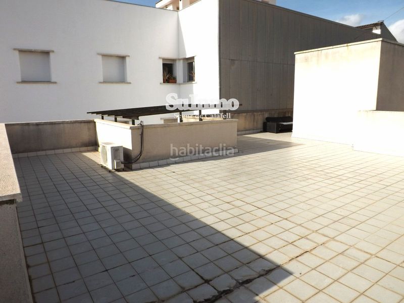 Foto 05d6c8b6-eba1-4feb-8621-1f5bdf2314c7. Àtic amb aparcament piscina a Calafell platja Calafell