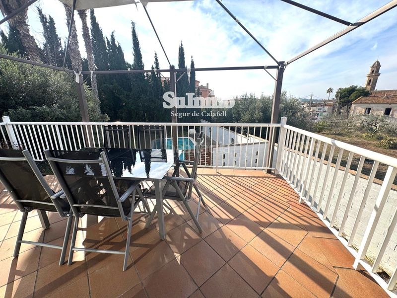 Foto fda53e22-4c78-4669-b2f4-f9bd2ceee669. Xalet amb piscina a Roda de Barà