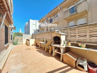 Appartement  Raval del torrent. Preciosa planta baja en el coraz�n de cubelles
