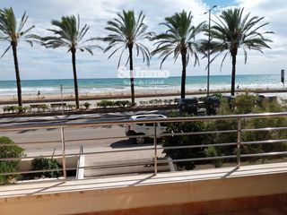 Pis  Maritim sant joan de deu. Frontal al mar