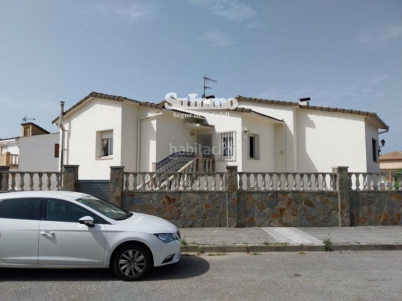 Foto 0641e010-84a7-4ea4-afc4-c994d57a7d28. Casa adossada amb piscina a La Franquesa-Oasis Park Vendrell (El)
