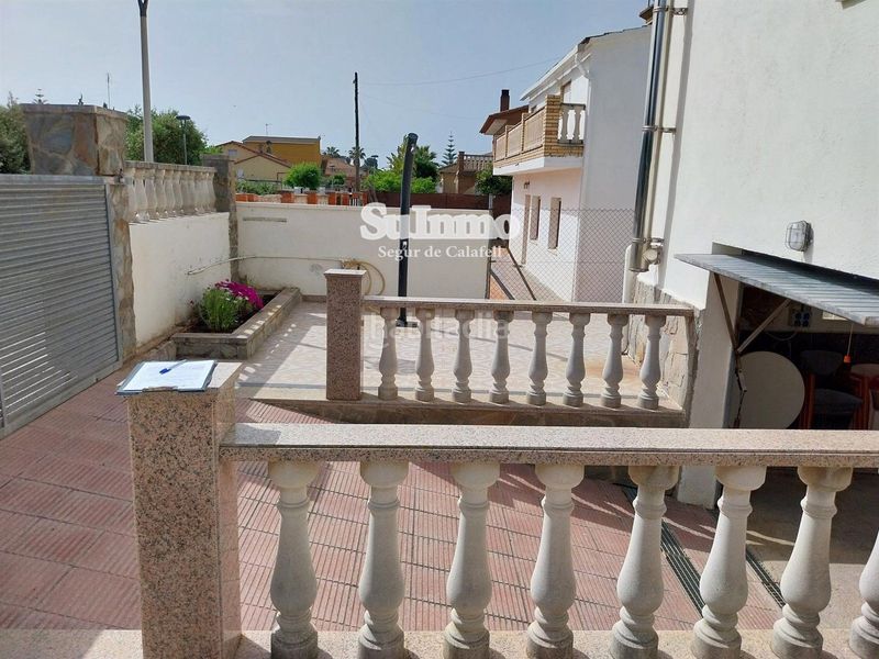 Foto cc21ddcc-b84a-4d0e-b1c0-2f131a25f978. Casa adossada amb piscina a La Franquesa-Oasis Park Vendrell (El)