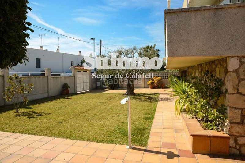 Foto c2bce4f8-5d95-4d54-abc9-45e6f0571e09. Xalet amb calefacció aparcament piscina a Mas Mel Calafell