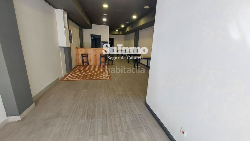 Foto 0291aea5-ffcf-4405-8fa1-1f28a9f50d58. Local comercial a Calafell platja Calafell