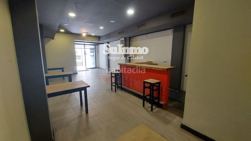 Foto f25095c5-7f39-4731-9bf3-ee72e581a7ee. Local comercial a Calafell platja Calafell