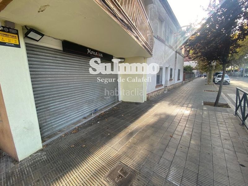 Foto 22f936e2-7e3f-42ec-9bd8-c0dd09b223d2. Local comercial  en venta en Calafell platja Calafell