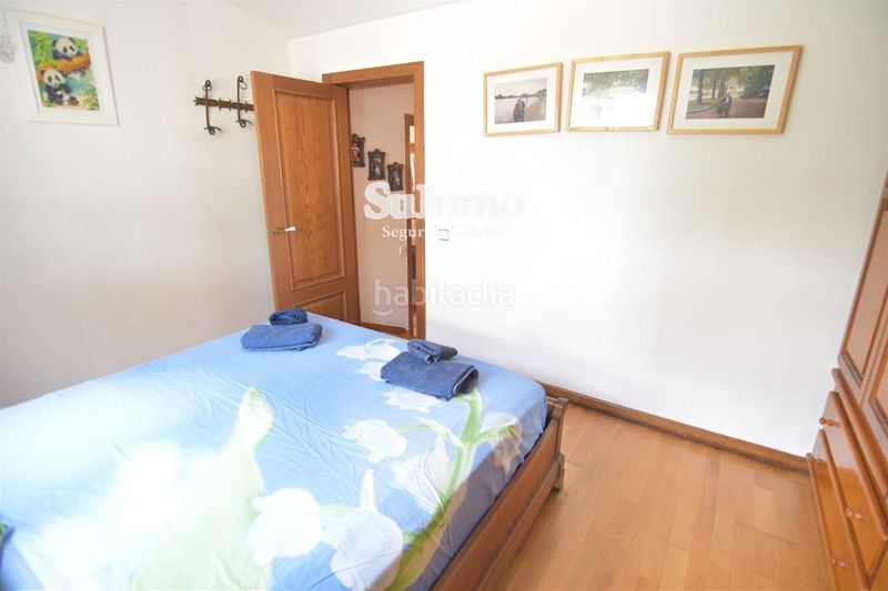 Foto f357a022-38bf-4573-be62-f9b4ad3f47bf. Casa amb piscina a Montmell (El)