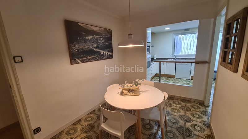 Foto 0cab88d2-a6ee-45b7-a751-cd9ea48953c5. Pis amb xemeneia calefacció a La Font d´en Fargues Barcelona