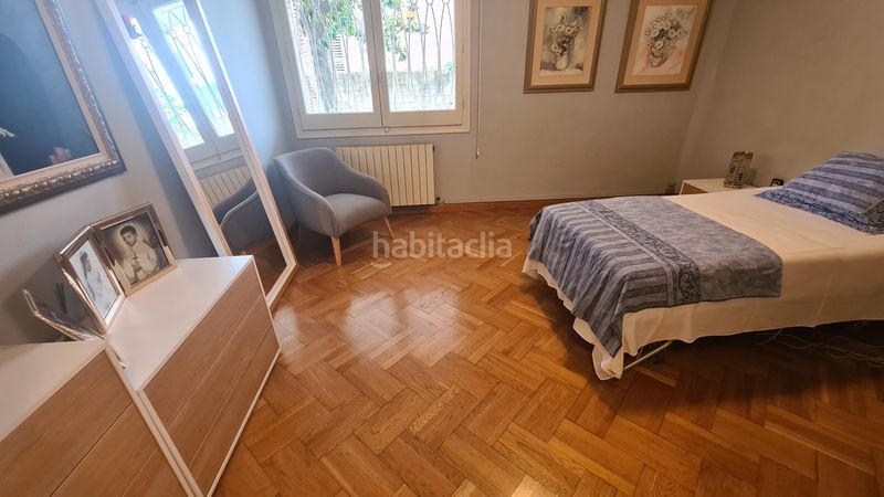 Foto 62cacb9c-c193-4d68-b078-50a91a0ede90. Pis amb xemeneia calefacció a La Font d´en Fargues Barcelona
