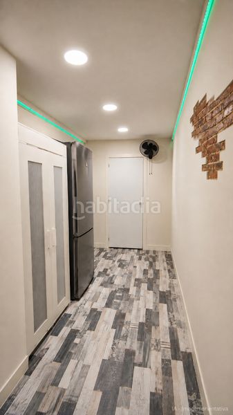 Foto 984e6e99-7515-406f-a69d-f432eb77482a. Local comercial a Vilapicina - Torre Llobeta Barcelona