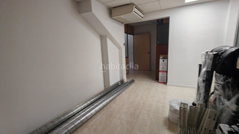 Foto d1de2d66-93c5-4285-ad5d-0c59fcd0390d. Local comercial a Vilapicina - Torre Llobeta Barcelona