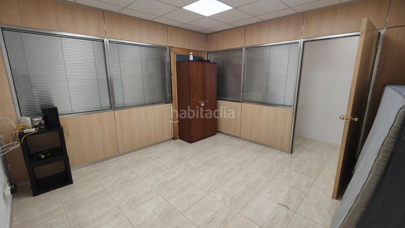 Foto db7b3fd7-51d2-4dfb-8ecf-0b9b4f583802. Local comercial a Vilapicina - Torre Llobeta Barcelona