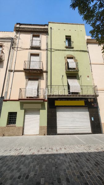 Foto 2f527487-55da-47b0-be77-c65357d1ccd6. Edifici a Bisbal d´Empordà (La)