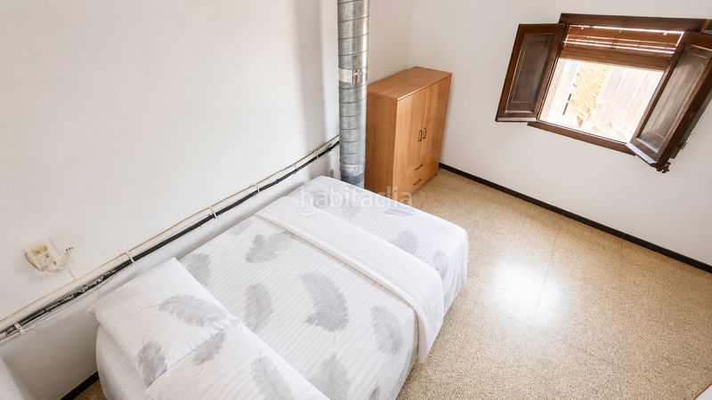 Foto 661fe755-a6a3-4584-bfd6-5c1e59e08e9b. Dúplex ?? edificio en venta en la bisbal d'empordà en Bisbal d´Empordà (La)