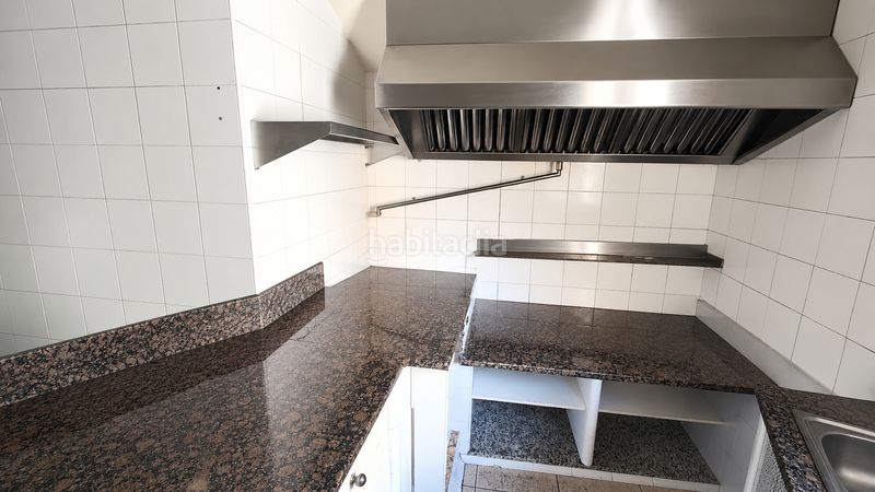 Foto 8519d9a8-3d0a-4d16-8d76-6d8ec1c02e25. Dúplex ?? edificio en venta en la bisbal d'empordà en Bisbal d´Empordà (La)