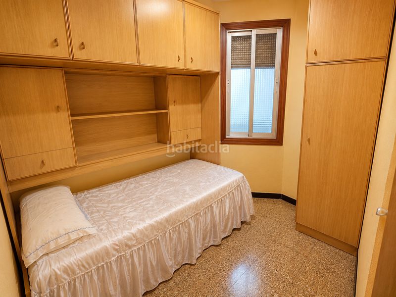 Foto 8ae23e97-c64f-443e-86af-22541cbda0fb. Pis a Porta Barcelona