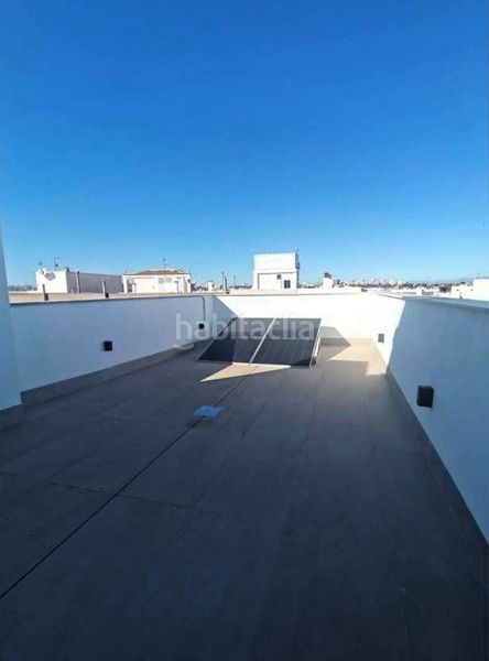 Foto 2de7c61a-b1e1-4ac5-a155-5aca5a227d02. Apartament a n/a a Zona los Frutales Torrevieja