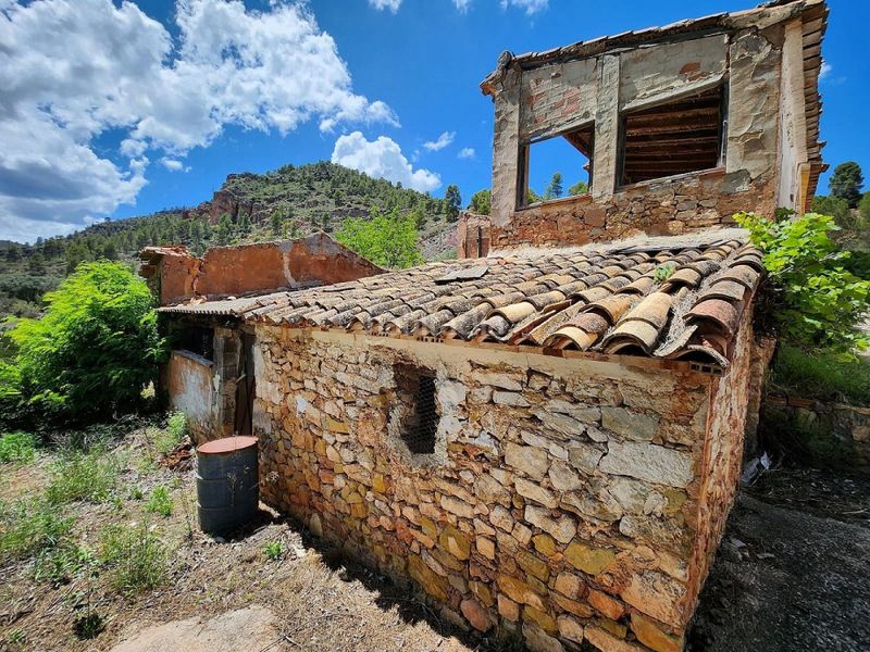 Foto c5703373-d6ea-4013-b640-70445b8a18aa. Casa a n/a a Jalance